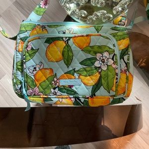 Vera Bradley hand bag